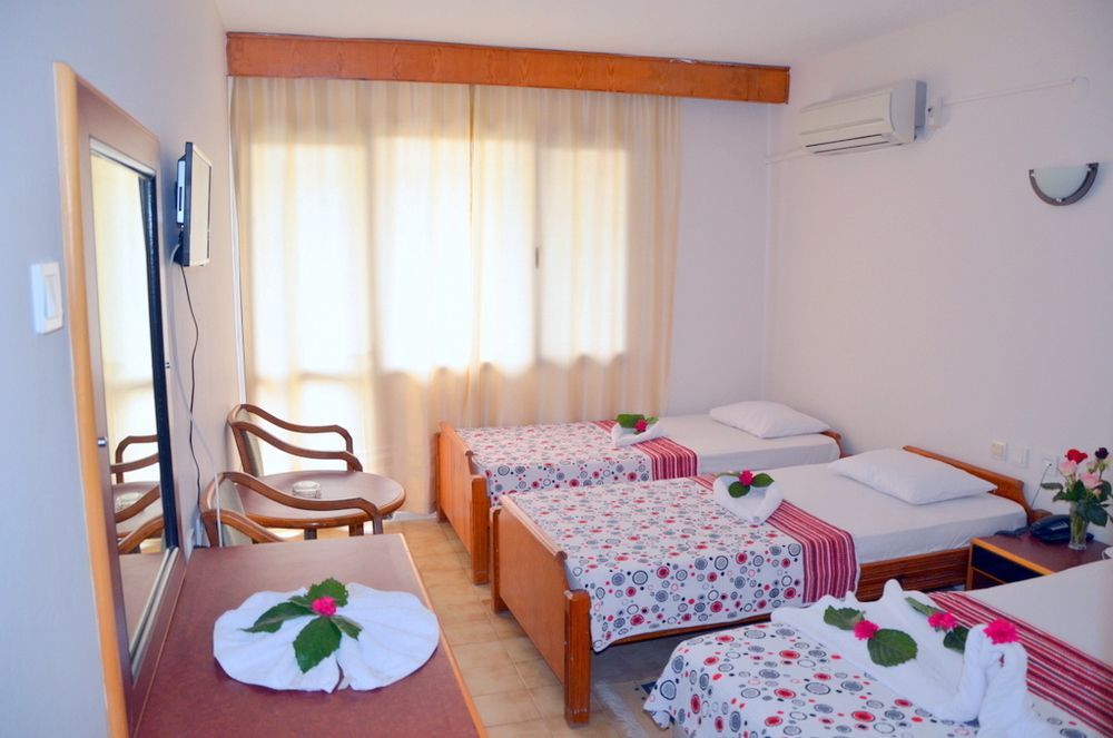 Dilek Hotel Menderes Exterior foto